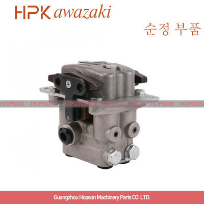 7021601540 발 페달 벨브, PC200 PC220 Komatsu 굴착기 예비 품목